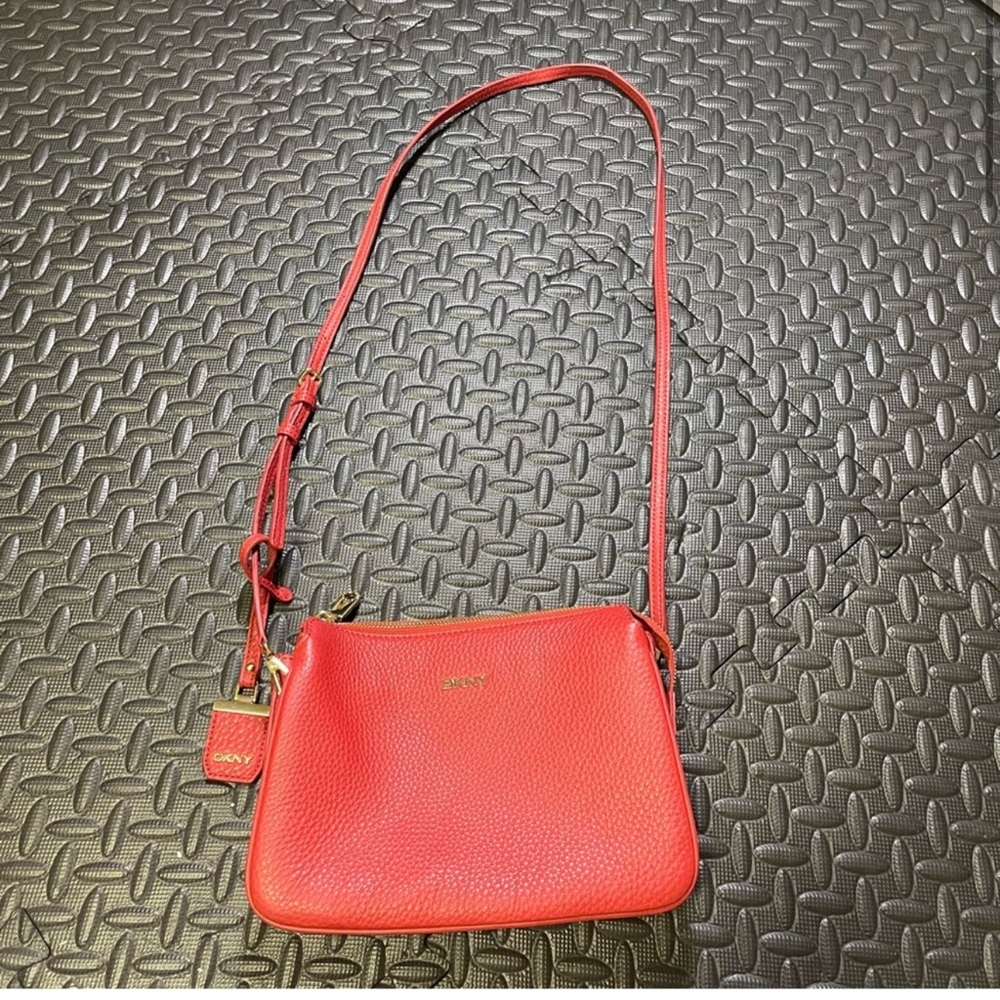 DKNY Crossbody Bag Handbag Genuine Leather Zipped Red Classic Statement - Picture 2 of 11